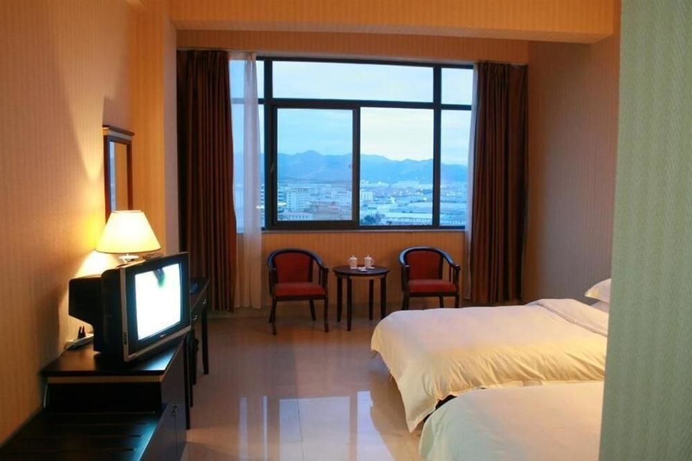 Weihai Times Business Hotel Экстерьер фото